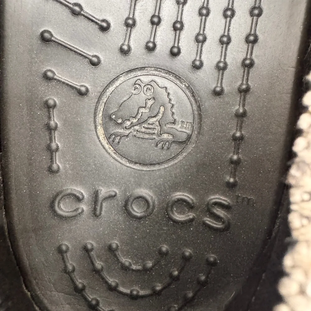 Crocs Santa Cruz Mens 9 Charcoal Gray Canvas Slip On Loafers Casual Shoes
